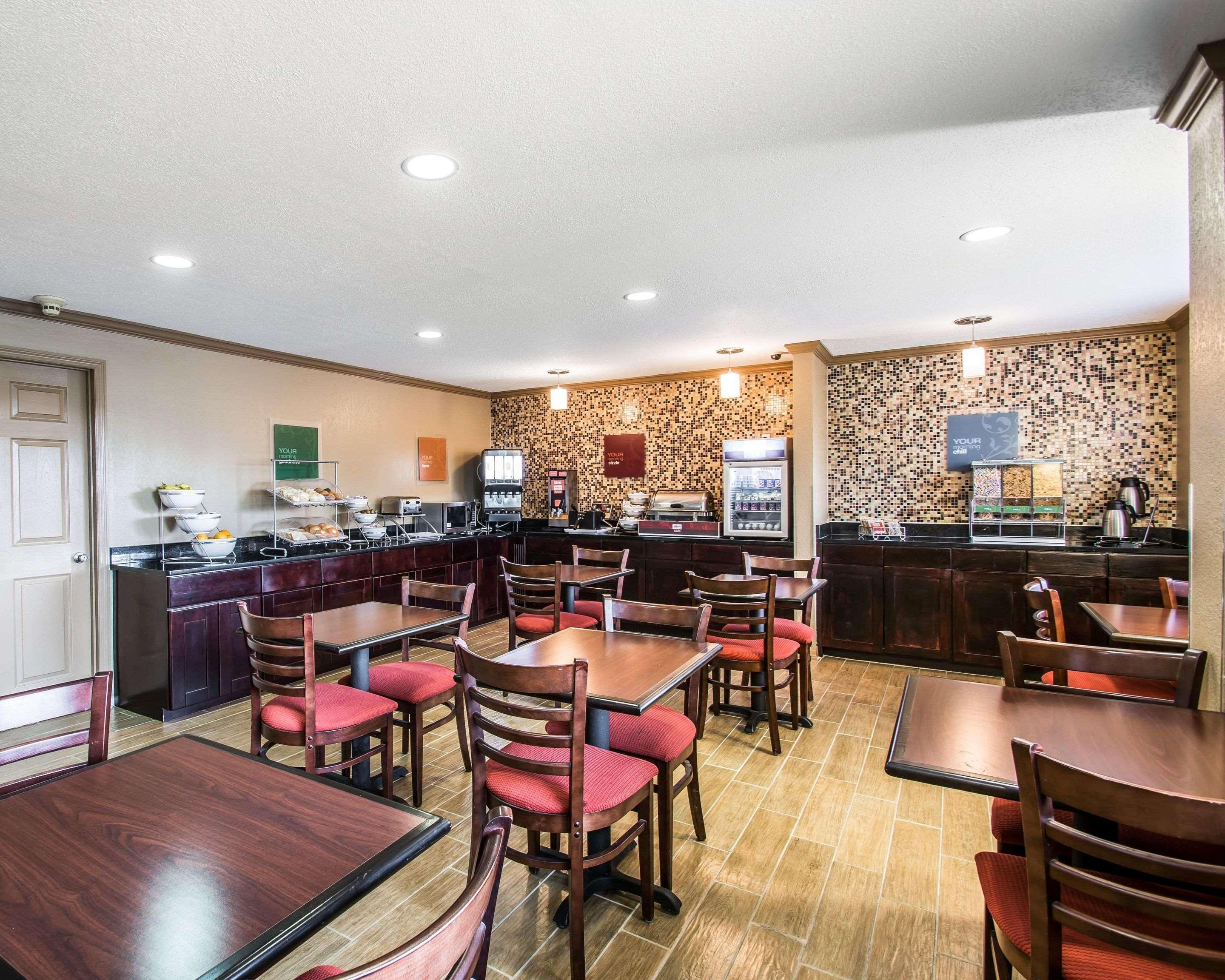 Quality Inn Plant City - Lakeland Extérieur photo